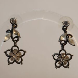 Elegant Floral Pearlized Crystal and Rhinestone Pierced Earrings in Dark Silver